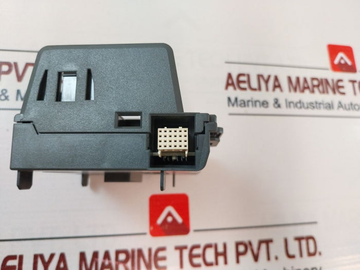 Siemens Simatic Et200 1P 6Es7 195-7Hc00-0Xa0 Bus Module