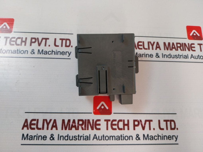 Siemens Simatic Et200 1P 6Es7 195-7Hc00-0Xa0 Bus Module
