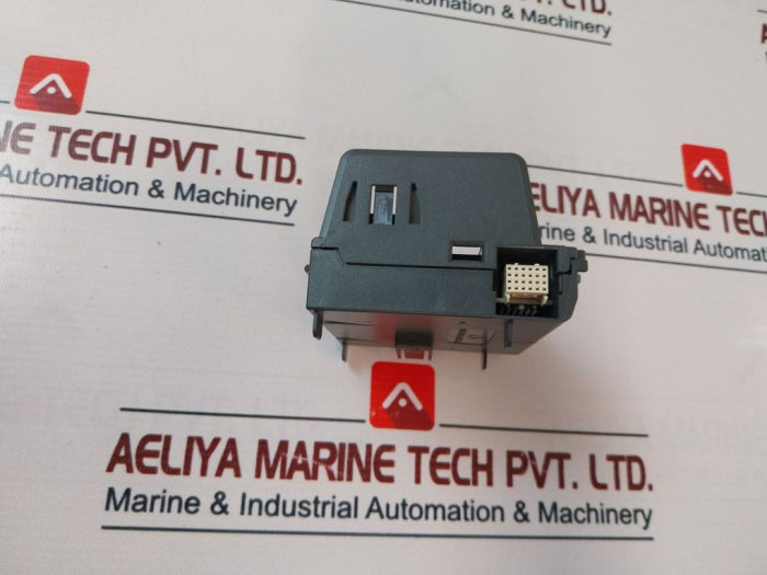 Siemens Simatic Et200 1P 6Es7 195-7Hc00-0Xa0 Bus Module