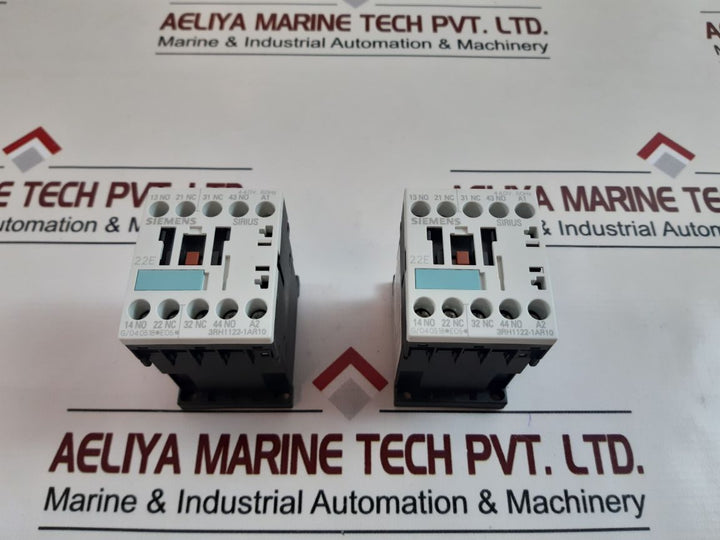 Siemens 3Rh1122-1Ar10 Relay 10A 600V Ac