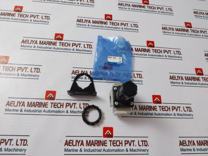 Smc Ar20P-270As Pneumatic Regulator With Ar20-f02 Bracket Assembly