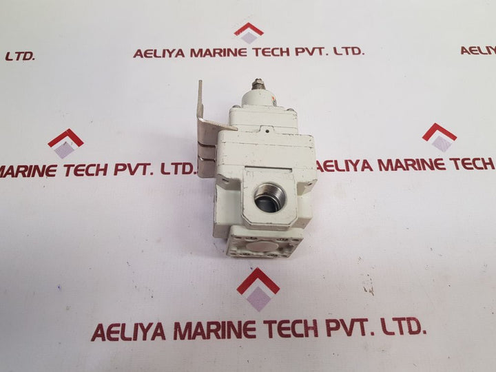 Smc I-ir3120-f04B Precision Regulator used