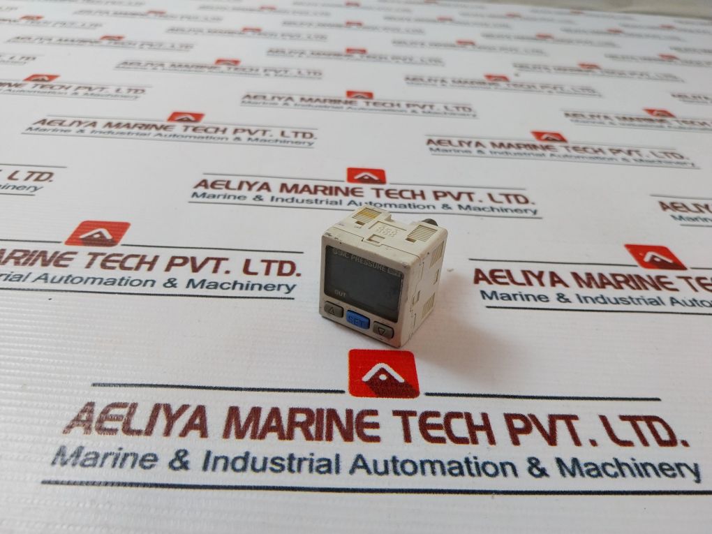 Smc Ise30-01-25-m Pressure Switch Sensor 12-24 Vdc