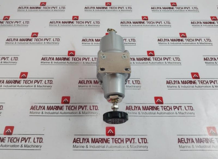 Smc Iw215-02Bg Filter Pressure Regulator 0 To 0.7 Mpa