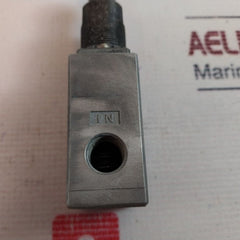 SMC VM22 Roller Lever Pneumatic Manual Control Valve