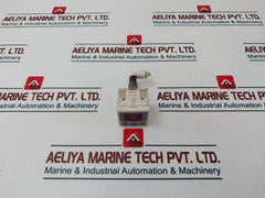 Smc Zse30-01-25-m Pressure Switch 12-24Vdc