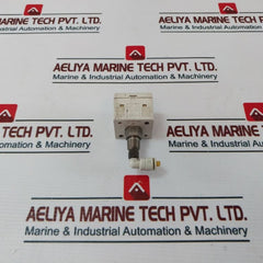 Smc Zse30-01-25-m Pressure Switch 12-24Vdc