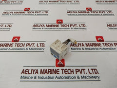 Smc Zse30-01-25-m Pressure Switch 12-24Vdc