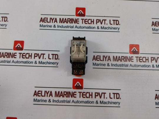 Soke Jqx-13F-ly2C Relay With Base 10A 250Vac 30Vdc
