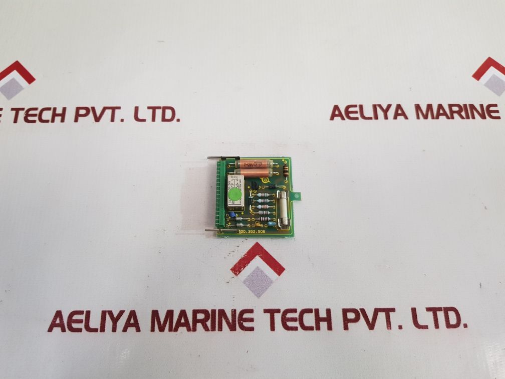 Soren T. Lyngso 600061120 15 Output Pcb Card