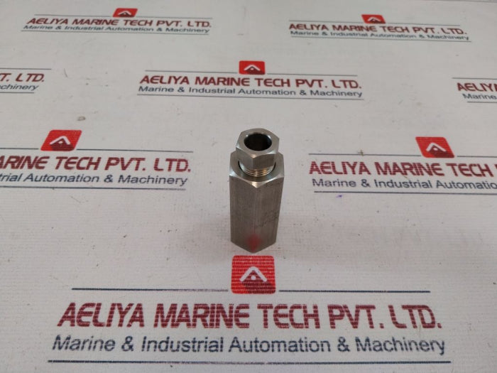 Spir Star Hc-mf9-nf8 Tube Coupling Adapter