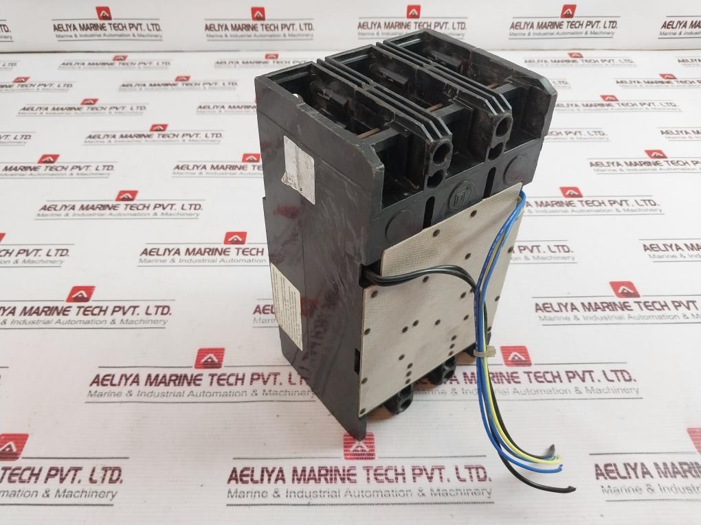 Square D 0W6129A Circuit Breaker 250A