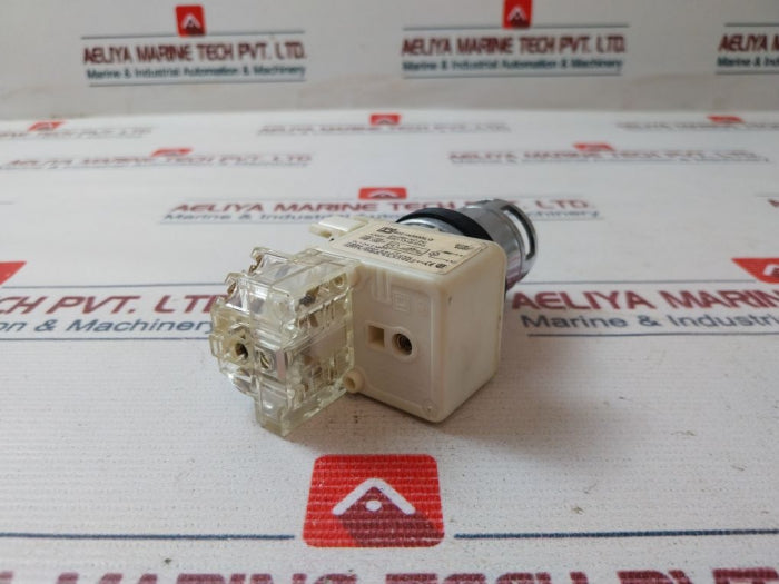 Square D 9001Km35Lg Push Button Light Block 24-28V Ac-dc