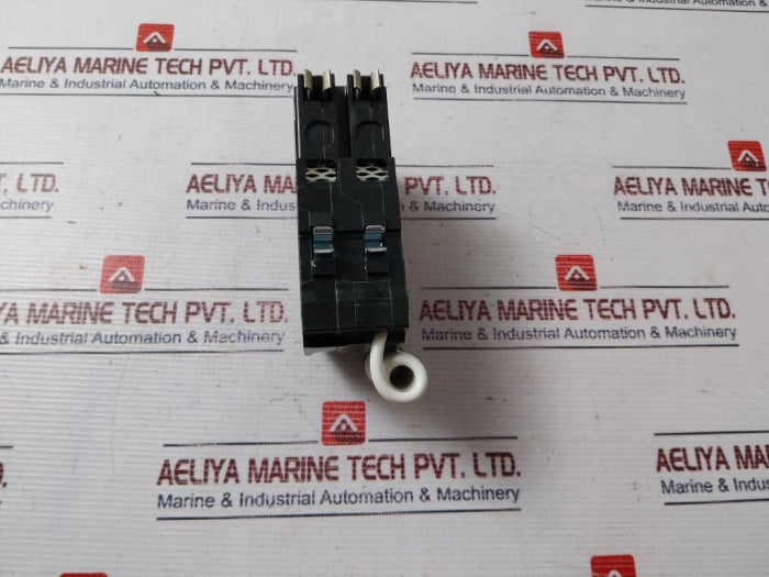 Square D Ad-910 Type Qo Circuit Breaker Class A 120/240V 60Hz