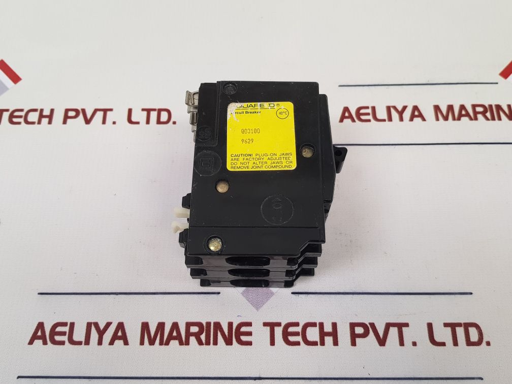 Square D Q03100 Circuit Breaker 3 Pole Unit
