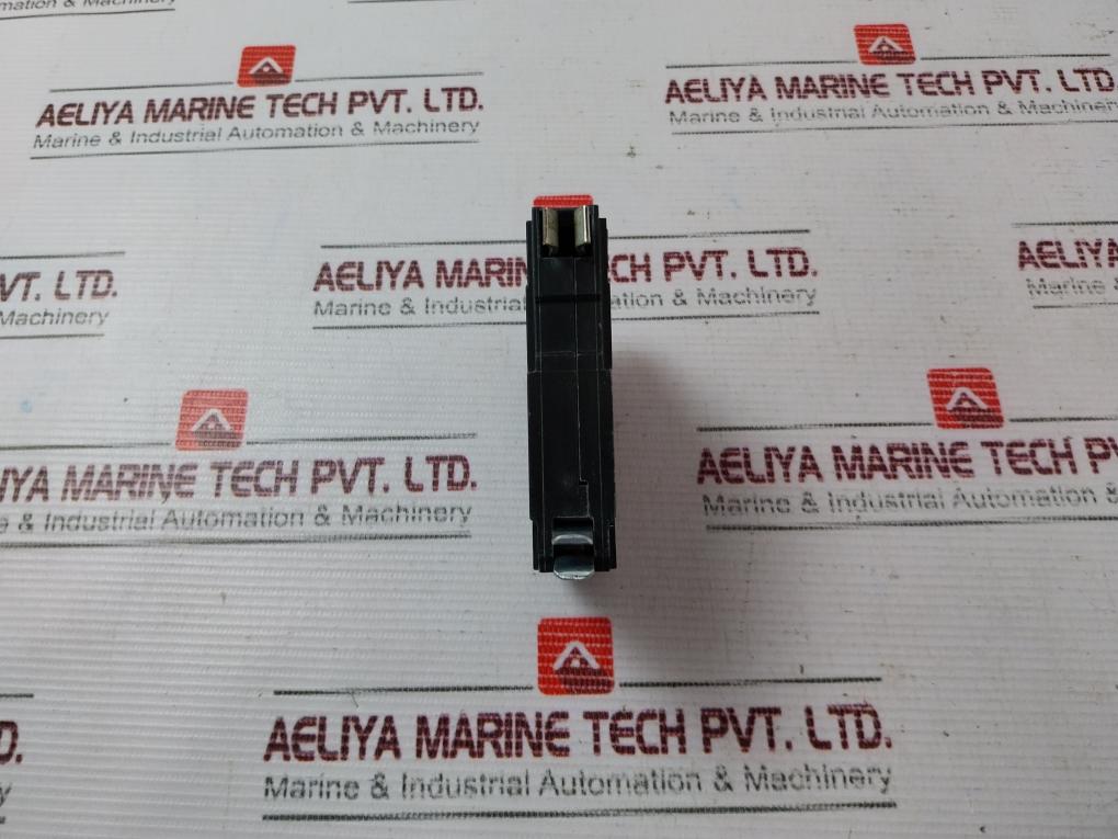 Square D Qo120 Circuit Breaker 20A