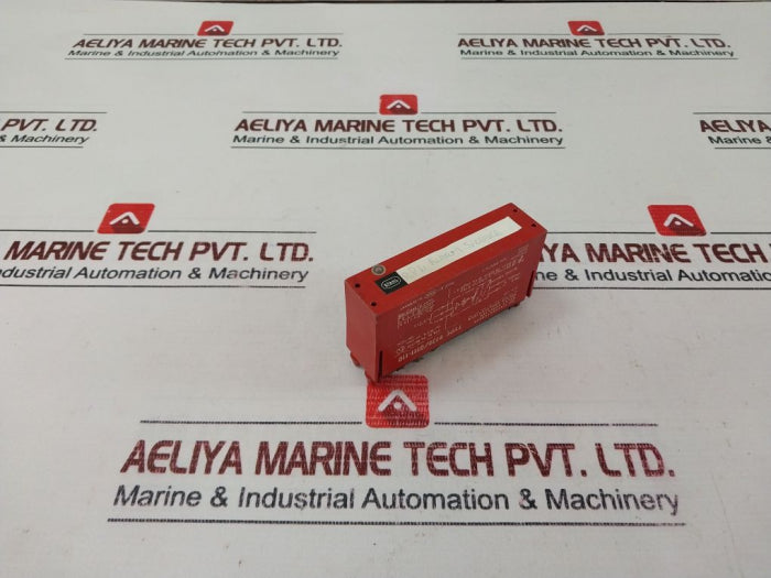 Stahl 9230/0111-110 Relay Repeater 110V 48-62 Hz