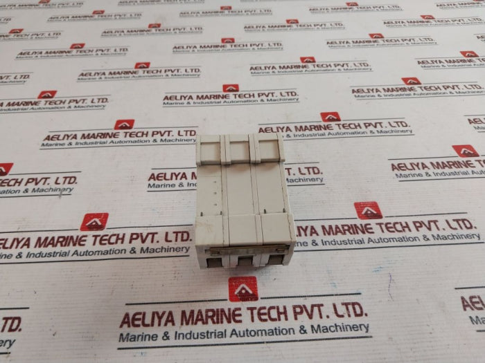 Stotz-kontakt S 213 Circuit Breaker 380V