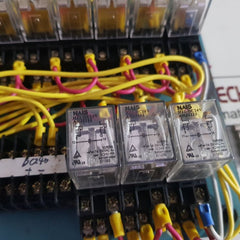 Omron B7A-R6F11 Transistor I/O Link Module With Relay and Socket Assembly