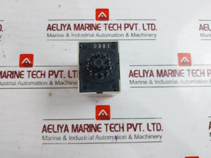 Sunflame Fe-61R Flame-eye Relay Ac100V 50/60Hz Pfc-n8 0981