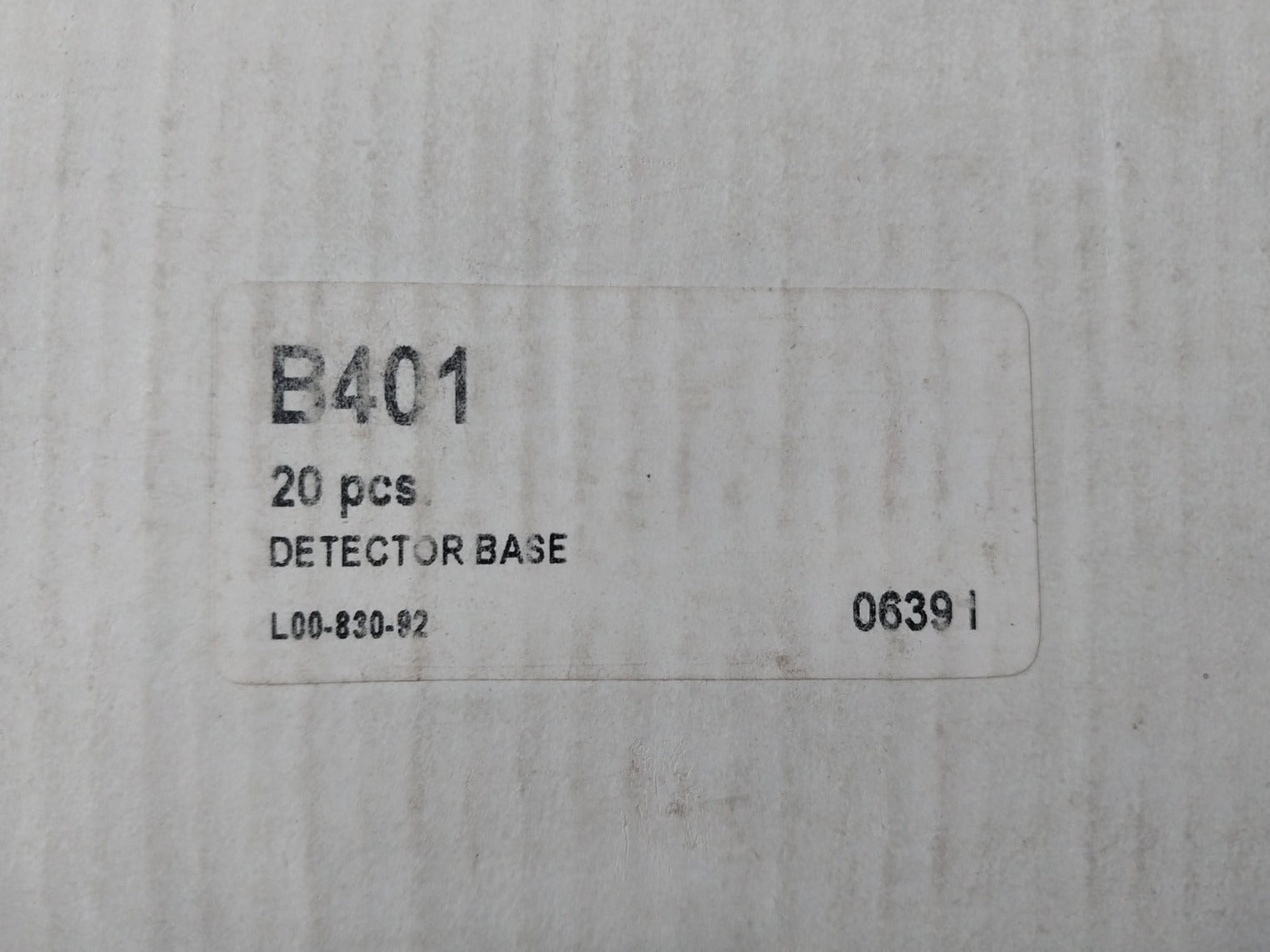 Lot of 13X System Sensor B401  Plug-In Detector Base