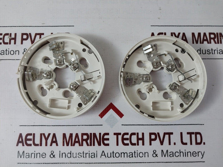 Lot of 13X System Sensor B401  Plug-In Detector Base