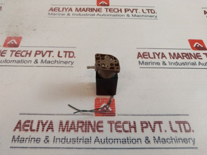 Takasago Wtb-2r-m6f-11 Diaphragm Isolation Valves 24 Vdc