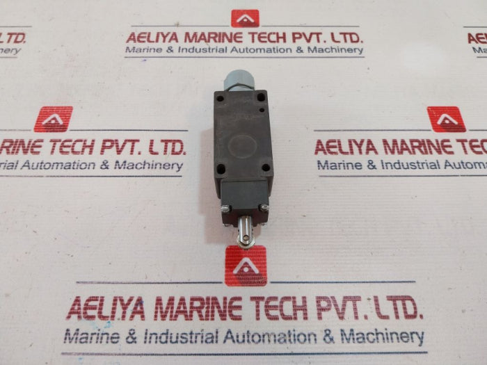 Teknic Euchner Ng1rs-510-m Limit Switches Ac-12 10a, 230v