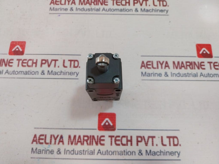 Teknic Euchner Ng1rs-510-m Limit Switches Ac-12 10a, 230v