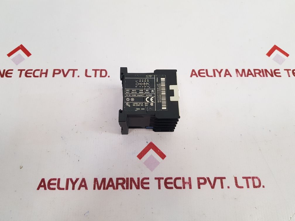 Telemecanique 22E CA3KN-22BD3 Control Relay 10A 690V