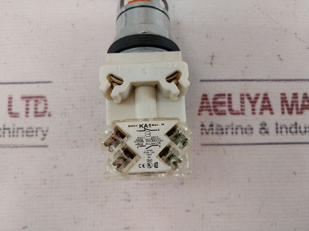 Telemecanique/Schneider Electric 9001Km35Ly Pilot Light Lamp Module 24-28V Ac-dc
