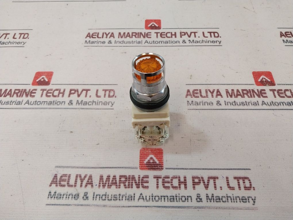 Telemecanique/Schneider Electric 9001Km35Ly Pilot Light Lamp Module 24-28V Ac-dc
