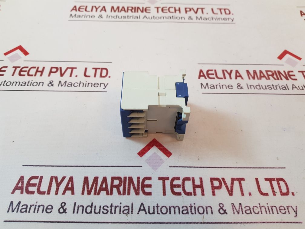 Telemecanique ca2en122b contactor