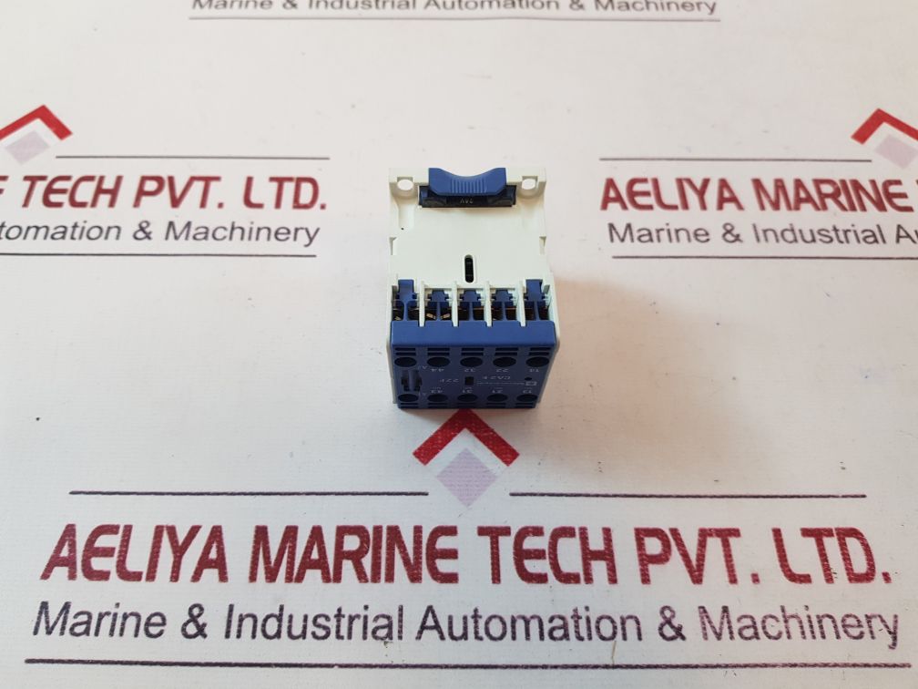 Telemecanique ca2en122b contactor