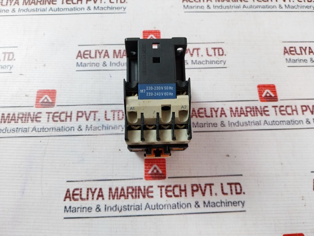 Telemecanique Ca2 Dn31M7 Control Relay 10A 1000V 50/60Hz