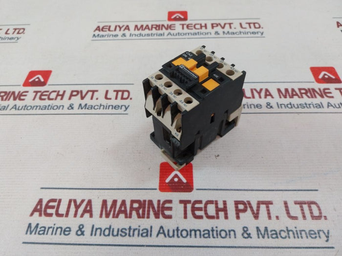Telemecanique Ca2 Dn40 Control Relay 110V 50/60Hz