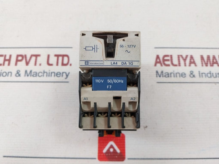 Telemecanique Ca2 Dn40 Control Relay 110V 50/60Hz