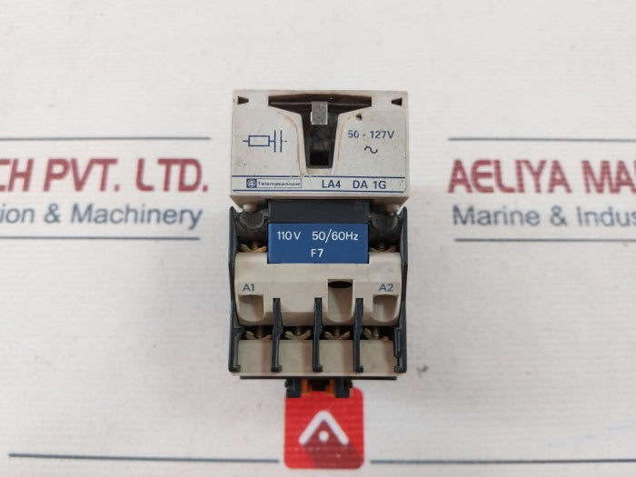 Telemecanique Ca2 Dn40 Control Relay 110V 50/60Hz
