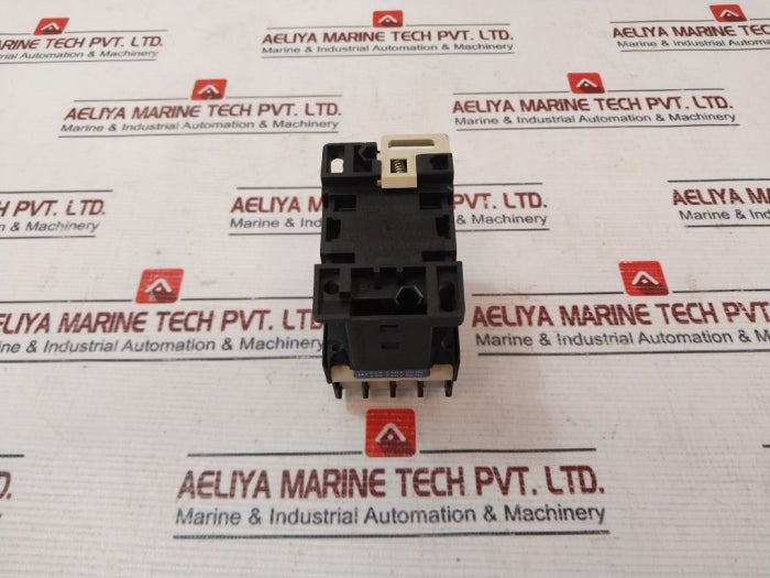 Telemecanique Ca2 Dn40 Control Relay 10A 750V