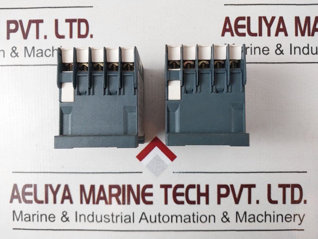 Telemecanique/Schneider Ca2Kn31F7 Control Relay 110V 50/60Hz