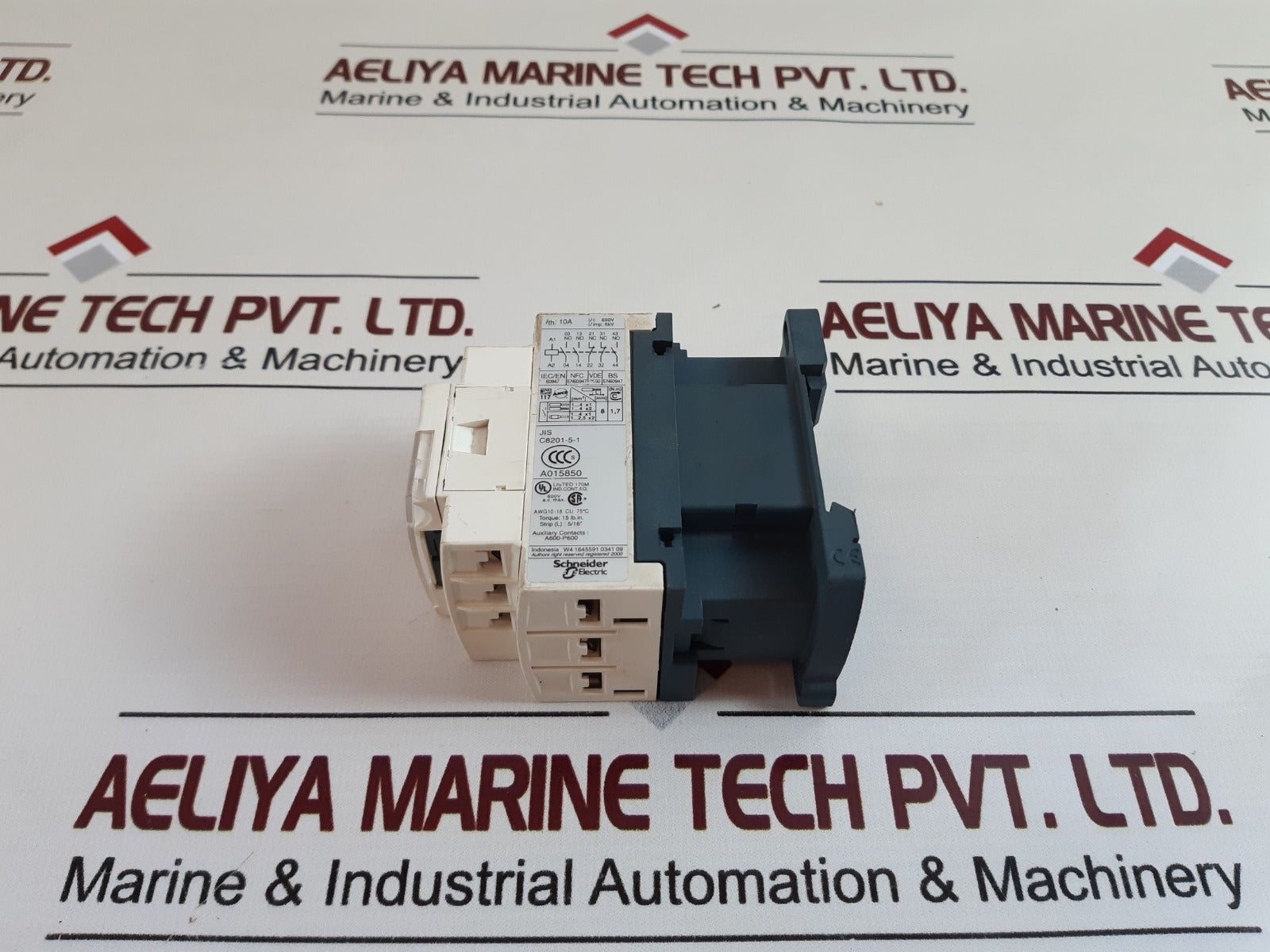 Telemecanique Cad32 M7 Contactor 220V 50/60Z