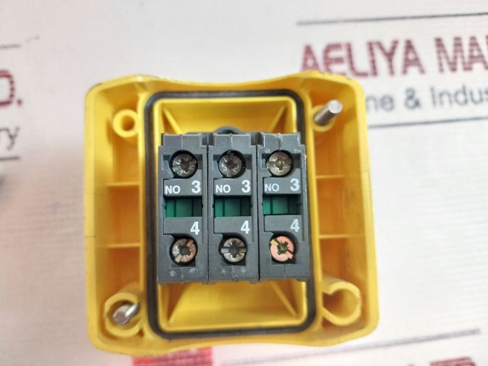 Telemecanique Square D CM 12 Safety Push Button