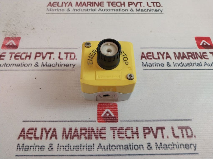 Telemecanique Square D CM 12 Safety Push Button