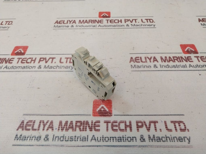 Telemecanique Gb2-cb09 Molded Case Circuit Breaker