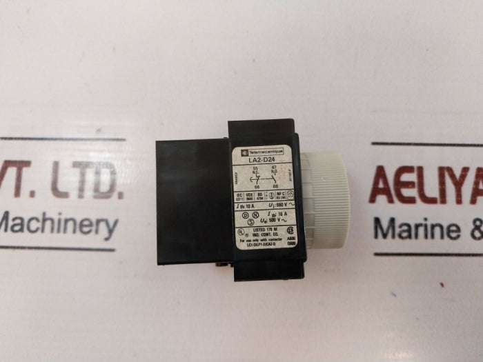 Telemecanique La2-d24 Time Delay Block