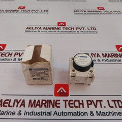 Telemecanique La3Dr2 Time Delay Block 690V 10A