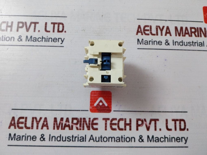 Telemecanique Ladr4 Time Delay Block