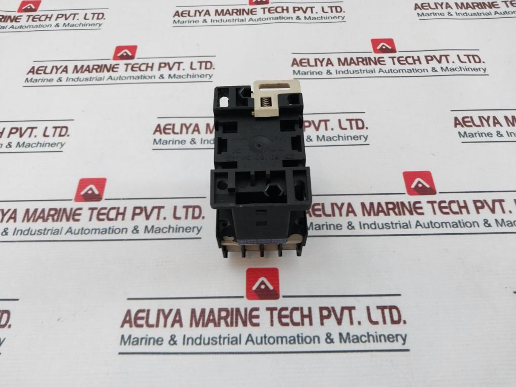 Telemecanique Lc1D0901 M7 Contactor 25A