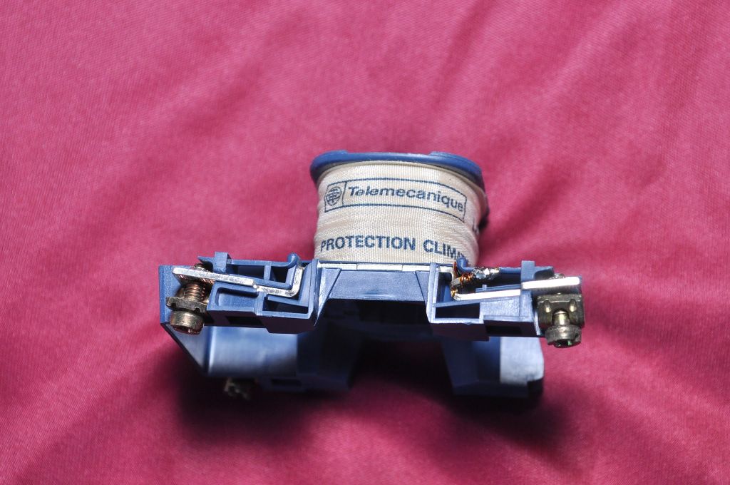 Telemecanique Lx1D4B7 Contactor Coil