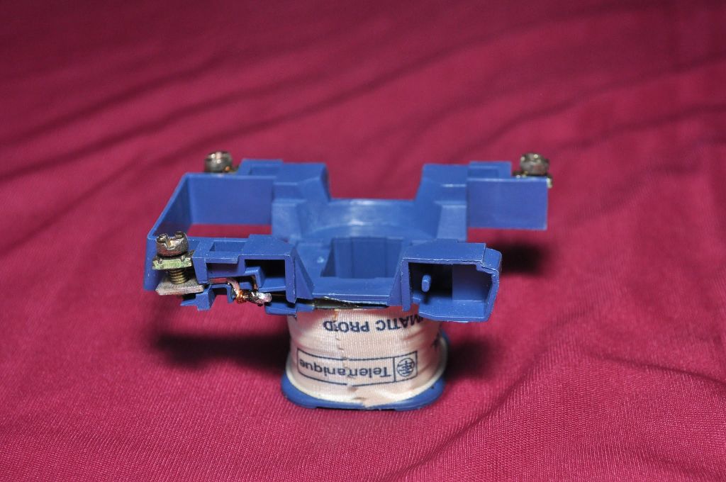 Telemecanique Lx1D4B7 Contactor Coil